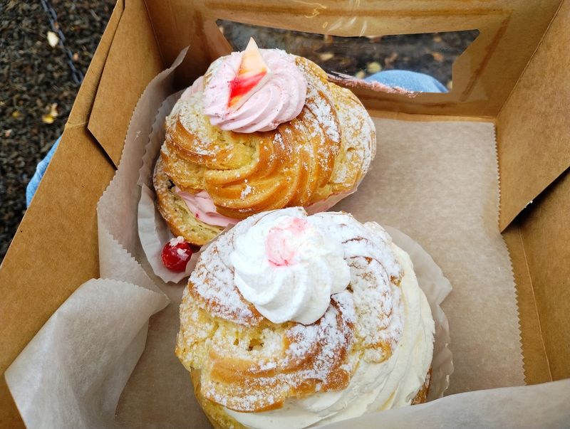 Vinnola's Sends The Comfort Food Idea Home With You