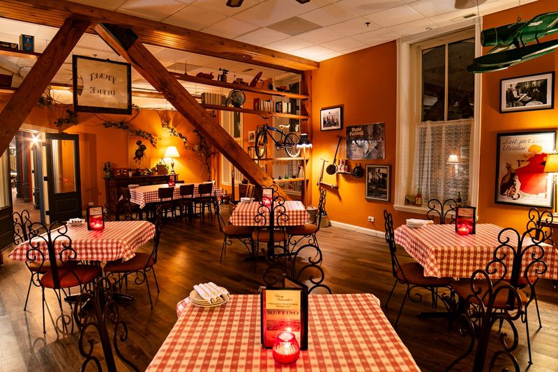 Vinny Vanucchi's Little Italy, Galena