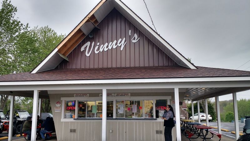Vinny's Drive-In, Uniontown