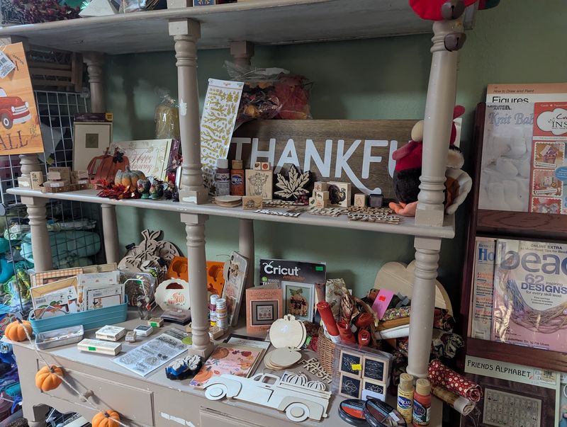 Vintage Collectibles and Curious Trinkets Vintage Collectibles and Curious Trinkets