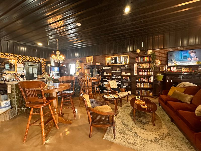 Vintage Couches, Wild Wallpaper, And A Cozy Patio