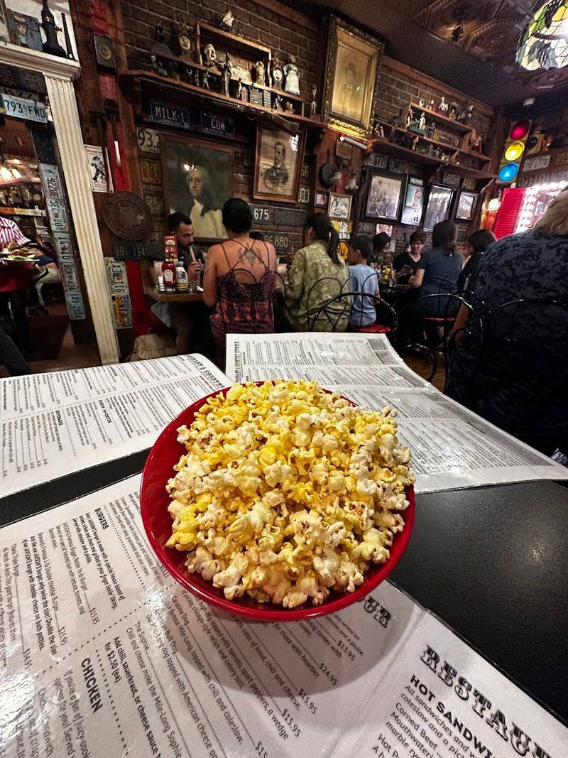 The Complimentary Popcorn That Starts Every Visit Right