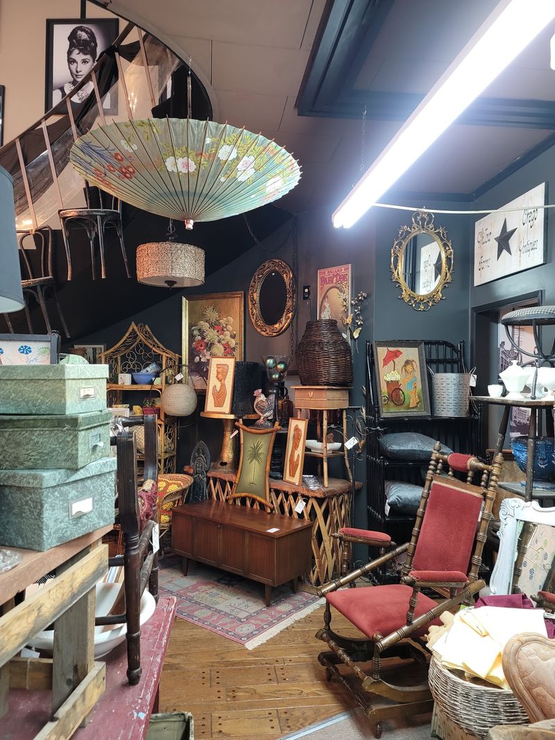 Vintage Fashion Finds At The Shady Lady