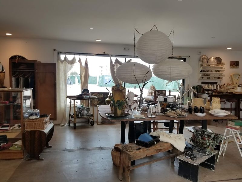 Vintage Finds And Collectibles For The Serious Hunter