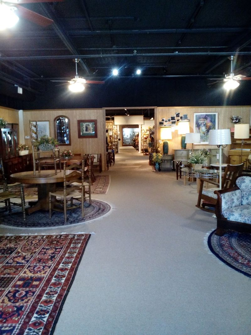 Vintage Furniture and Statement Pieces Vintage Furniture and Statement Pieces