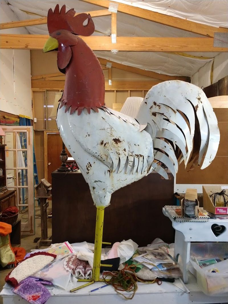 Pine Log Vintage Market, Historic Head Dairy Farm