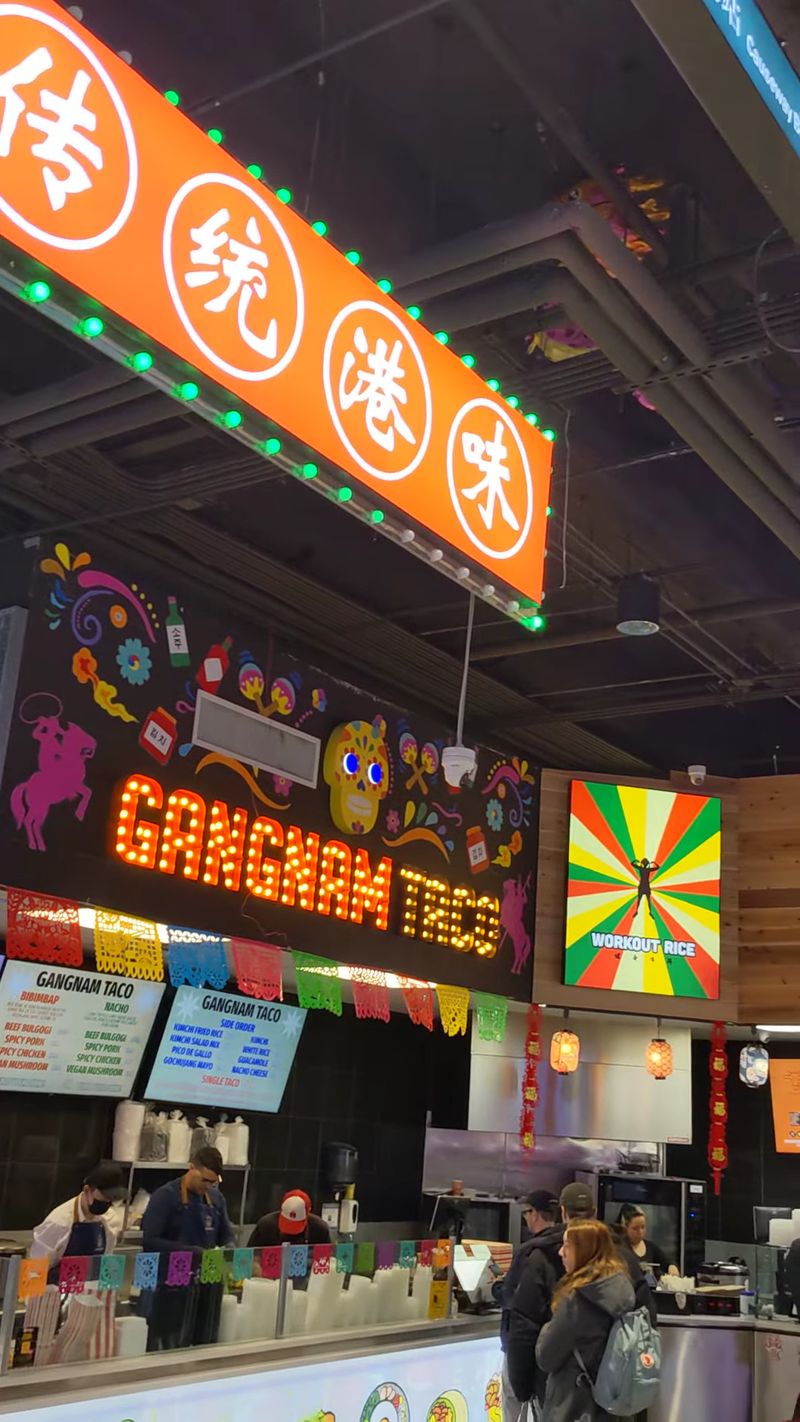 Viral Eats Like Crab Rangoon Pizza And Fusion Tacos