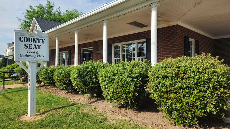 County Seat Restaurant & Gathering Place, Powhatan