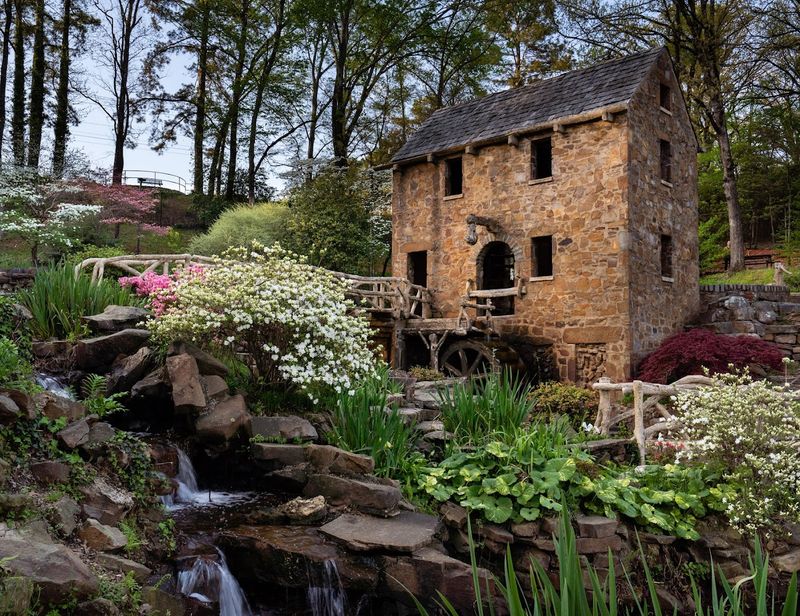 Hand-Built Stone And Timber Design