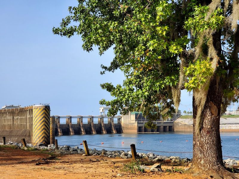 Visiting The Dam And Surrounding Area