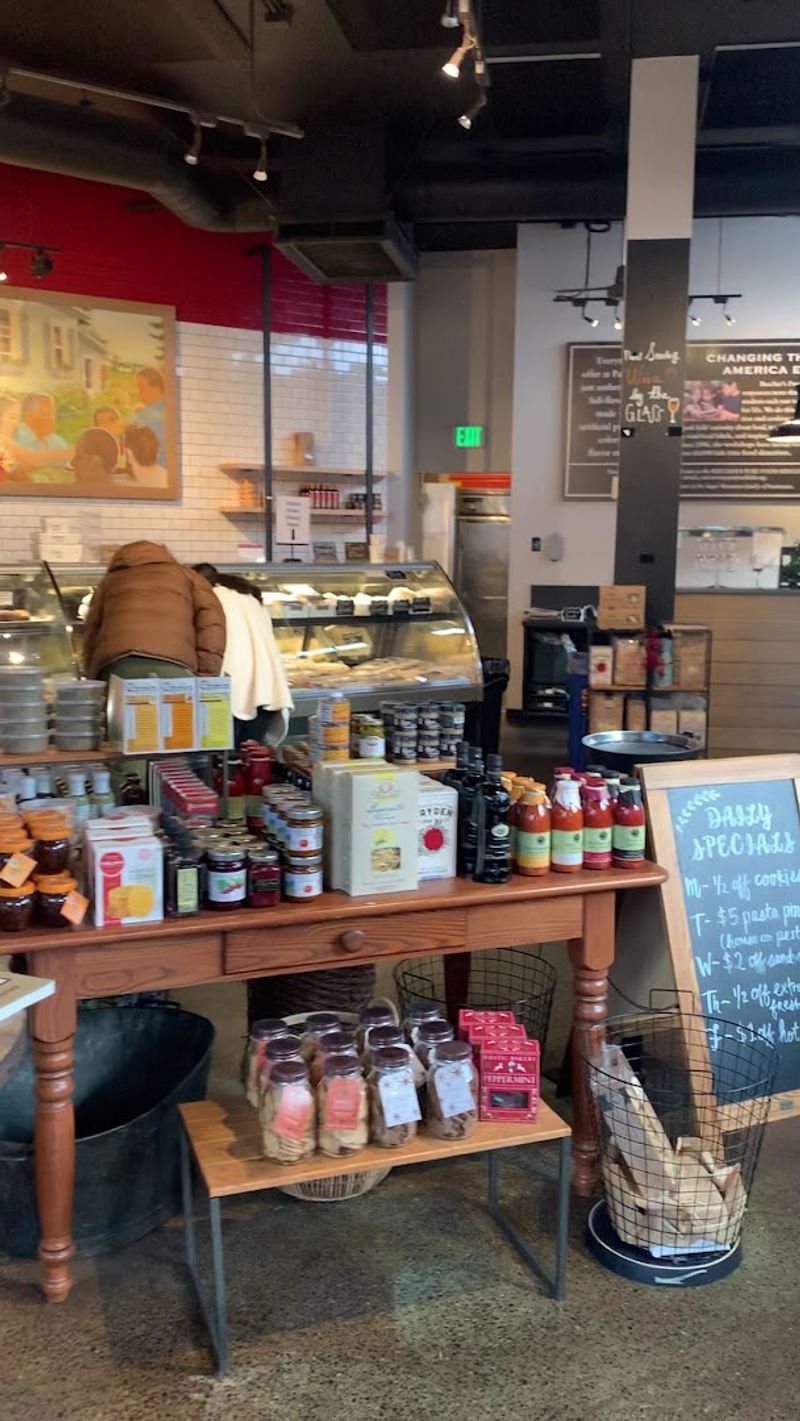 Visiting Tips And Daily Specials