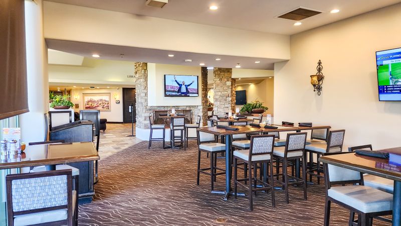 Dynamite Grille at Troon North Golf Club — Scottsdale