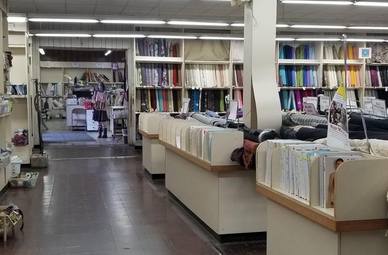 Vogue Fabrics, Evanston