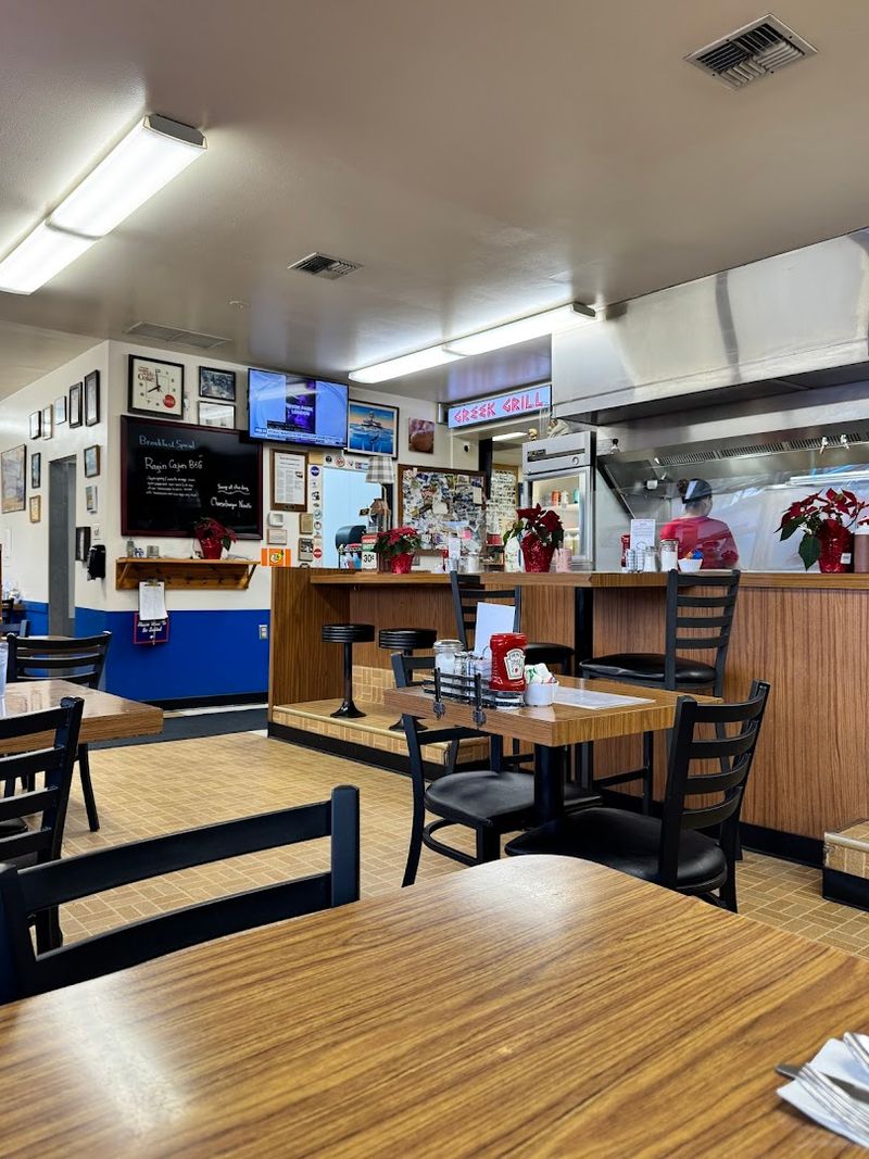 Voula’s Offshore Cafe Voula’s Offshore Cafe