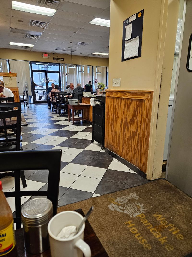 Waffle & Pancake House