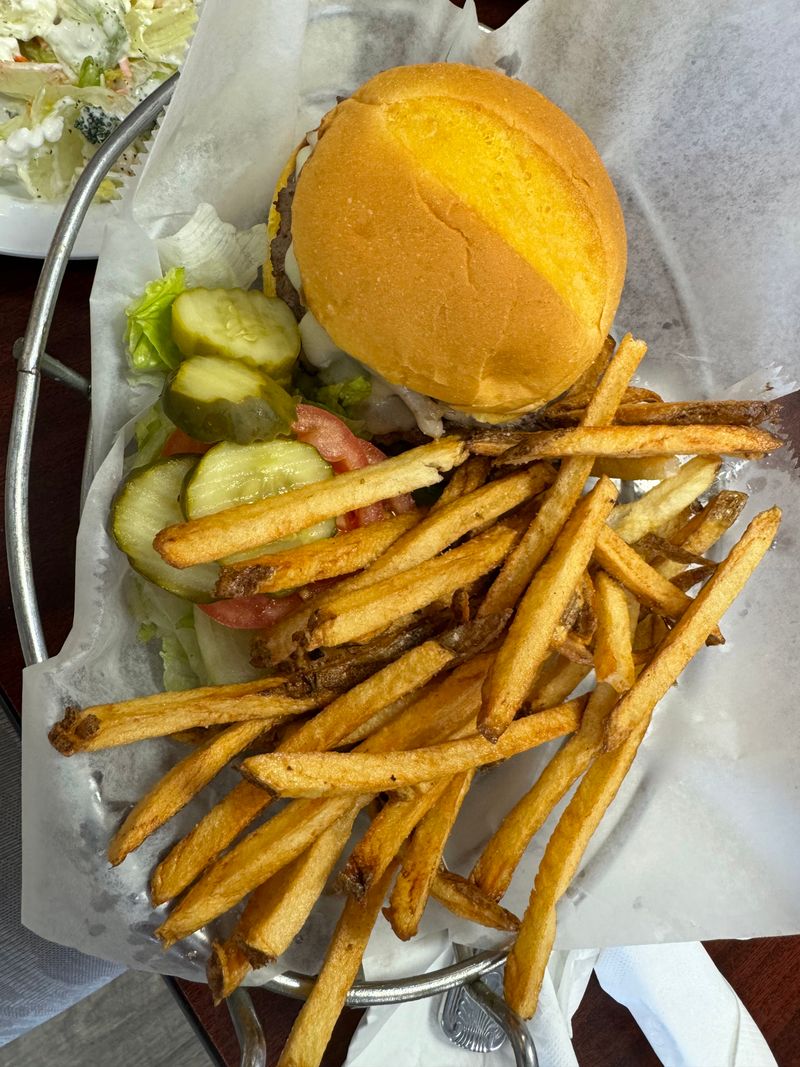 Welcome Home Cafe, Colby