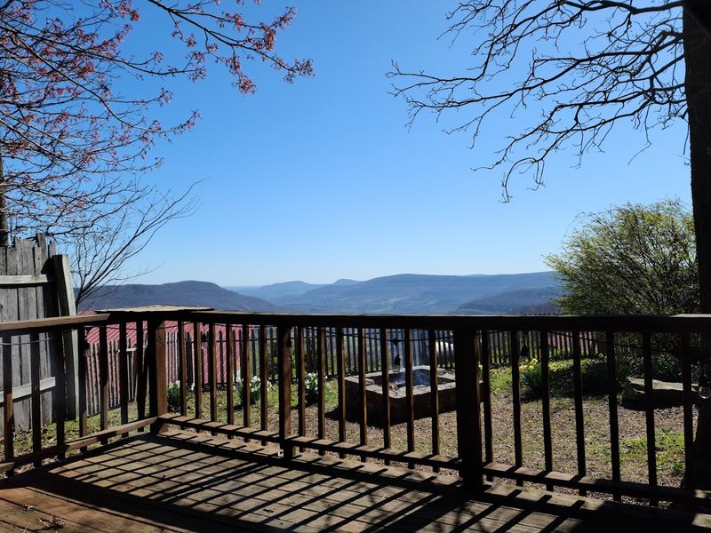 Million Dollar Views From The Grandview Cabin