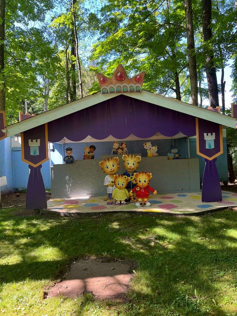 Live Characters Make Magic Real