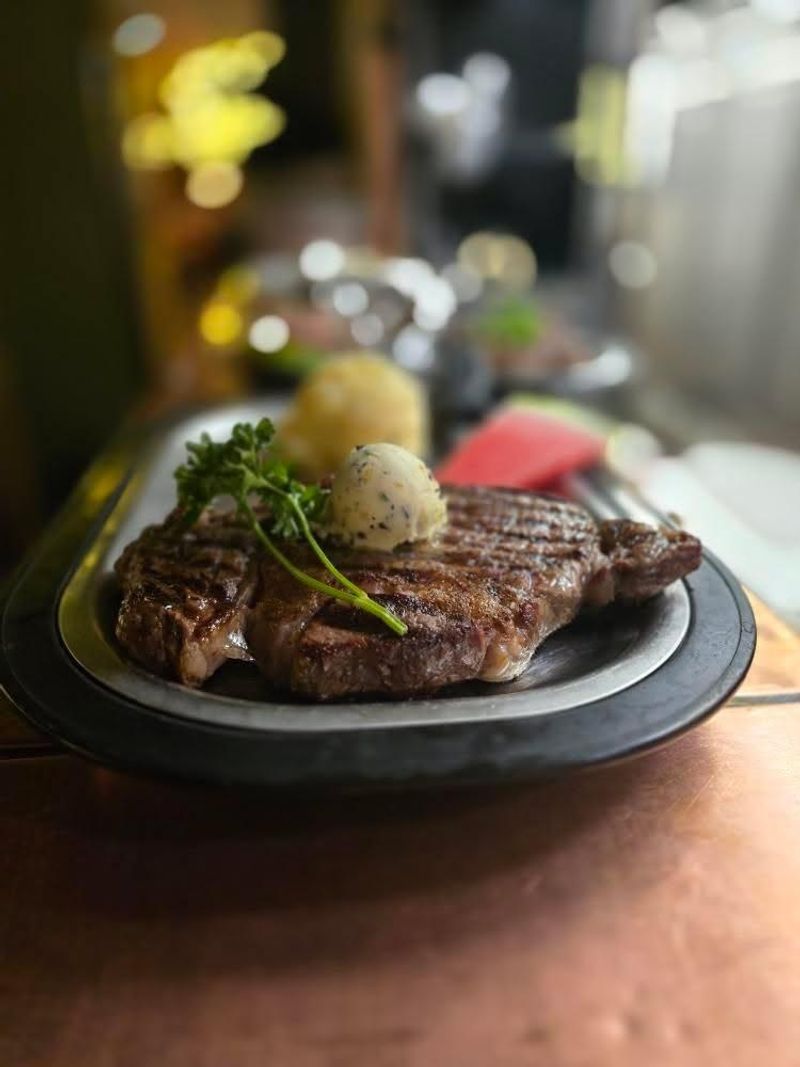 Why Locals Keep Coming Back Without Much Debate