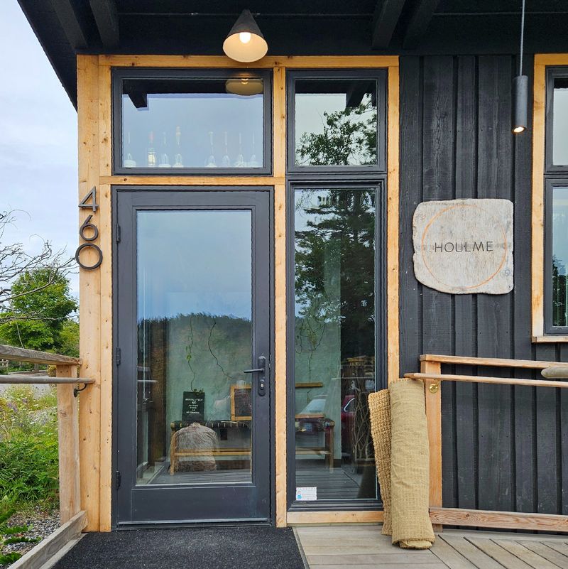 Houlme, Eastsound, Washington