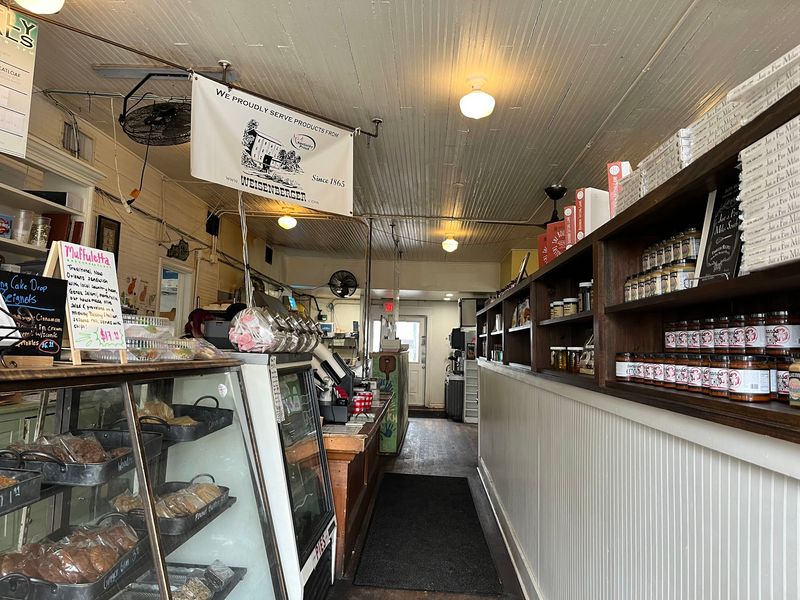 Wallace Station Deli And Bakery