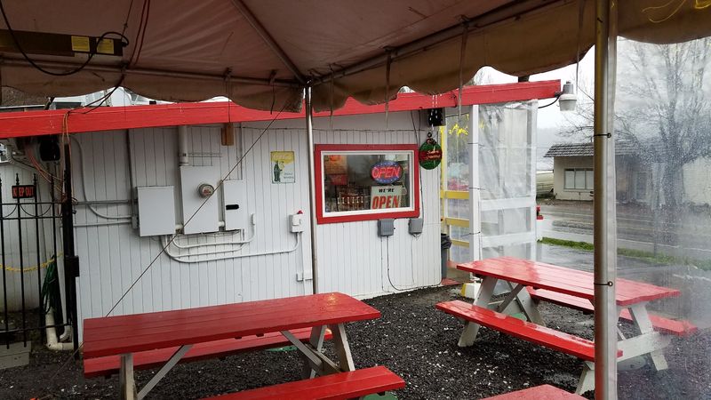 Big Bubba's Burgers: A Living Monument To American Burger Culture