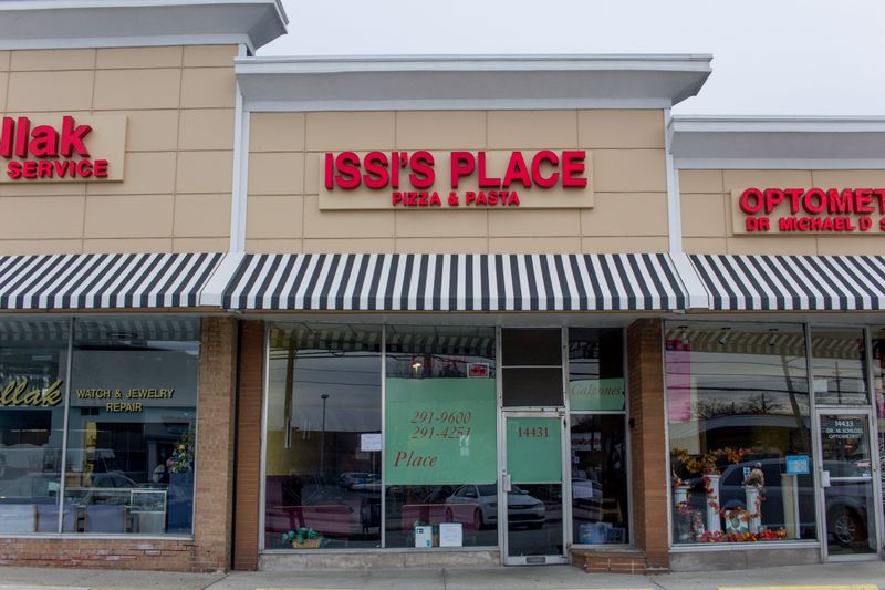 Issi's Place, South Euclid