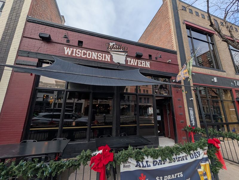 Wally's Wisconsin Tavern, Denver