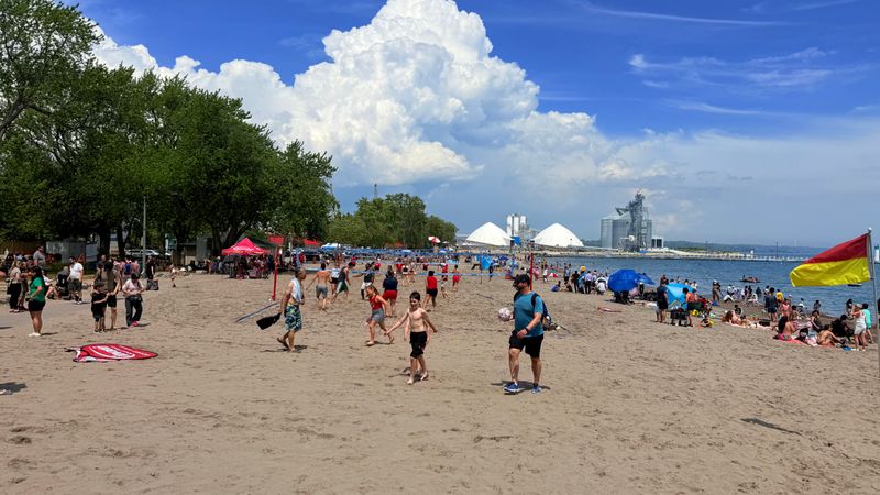 Lakeview Park Beach
