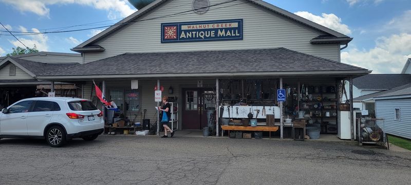 Walnut Creek Antique Mall, Walnut Creek