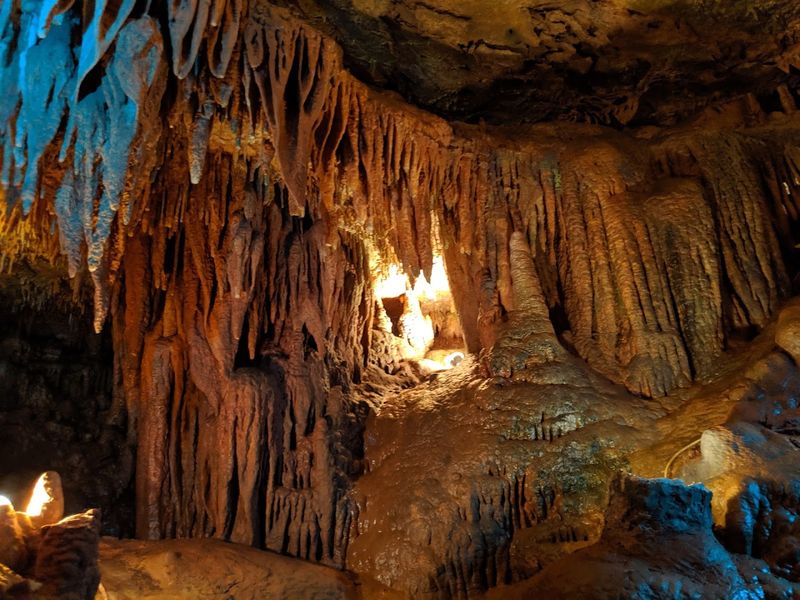 Bull Shoals Caverns, Bull Shoals