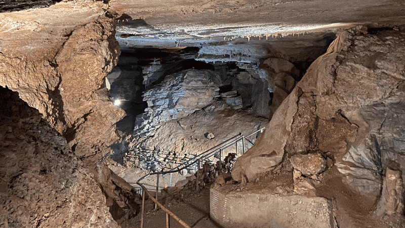 Old Spanish Treasure Cave, Sulphur Springs