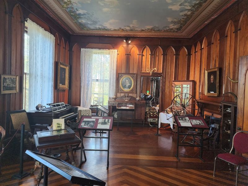 The Self-Guided Tour Experience