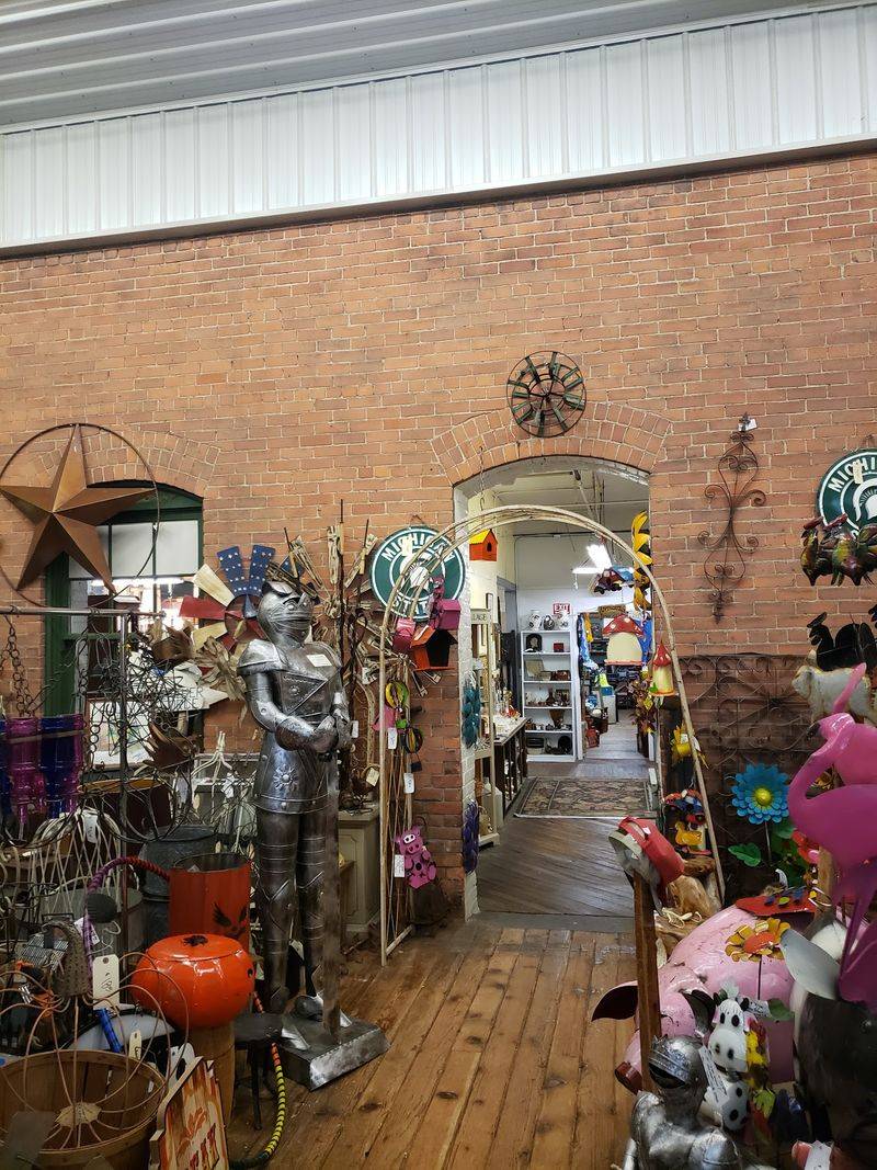 Warehouse One Antiques And Collectibles
