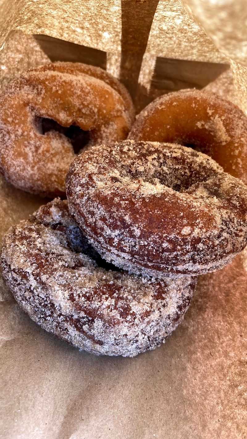 Warm Apple Cider Donuts Worth The Trip Warm Apple Cider Donuts Worth The Trip