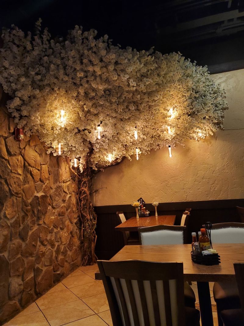 Warm Decor With Rustic Charm
