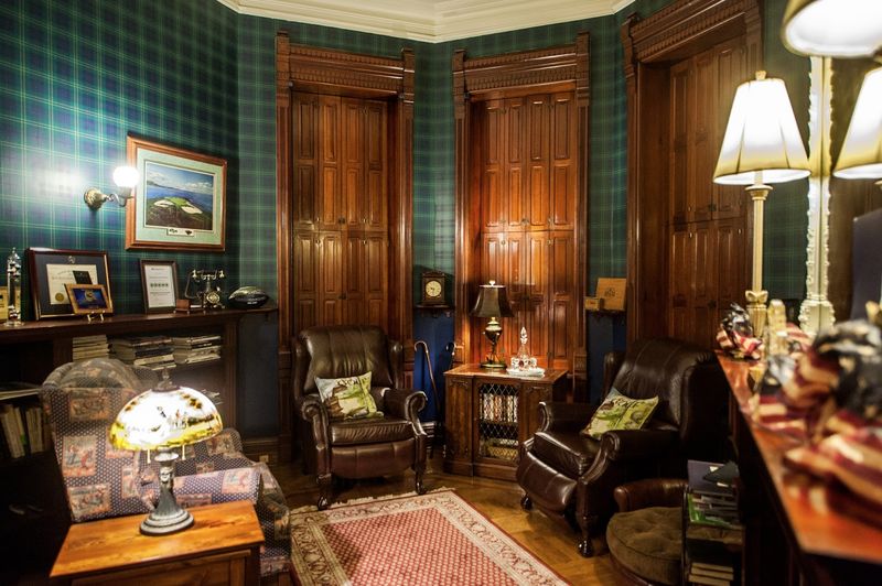 Inviting Common Spaces for Relaxation and Entertainment