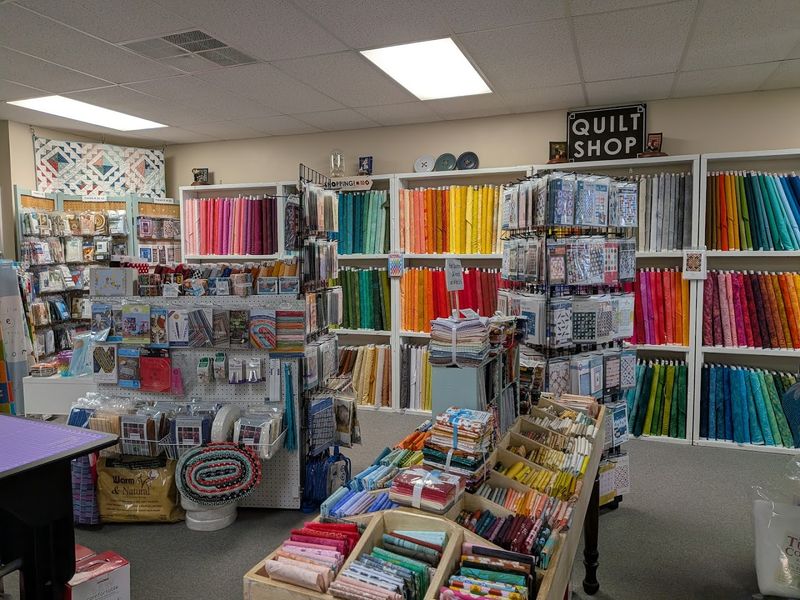 Warm N Cozy Quilting, Columbia