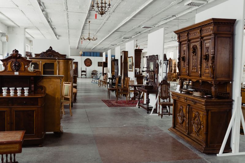 Washington Makes Secondhand Shopping Worth The Miles