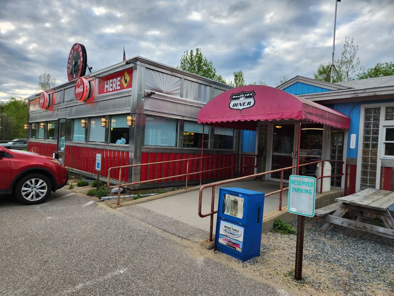 Route 104 Diner - New Hampton