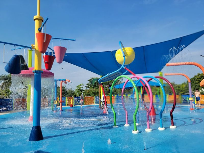 Waters Edge Park, Tamarac