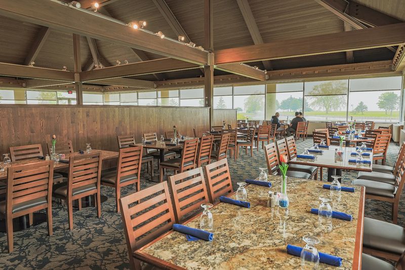 Water's Edge Restaurant, Oregon