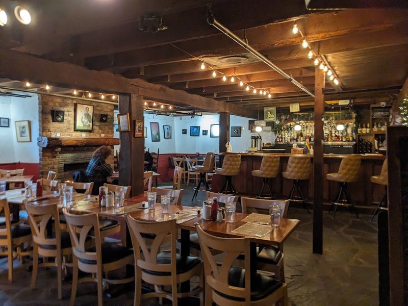 Waterwheel Café, Bakery & Bar