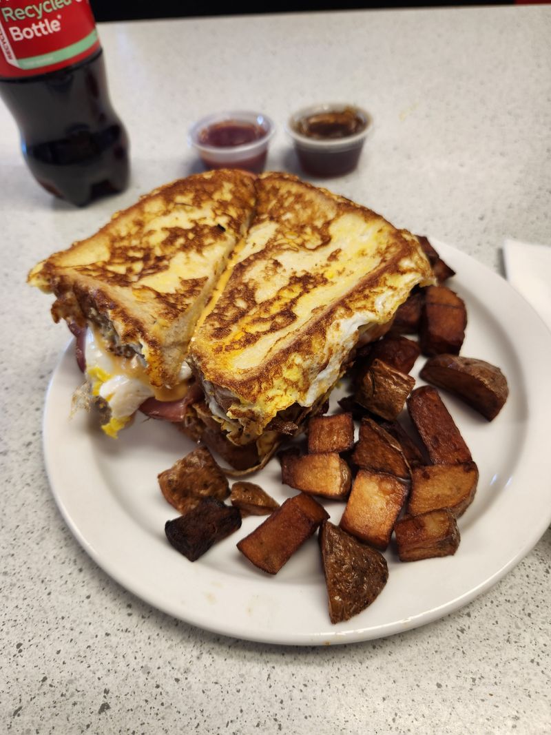 Handy’s Lunch – Burlington