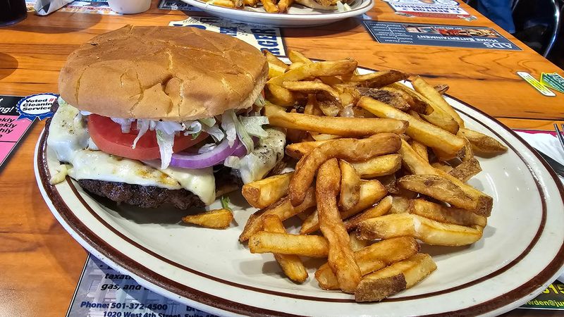The Arkansas Burger That Built A Legendary Reputation