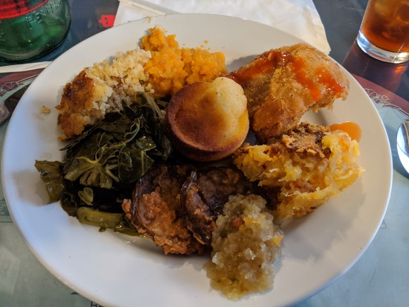 The Blue Willow Inn, Social Circle