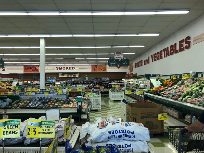 Weaver Markets, Adamstown