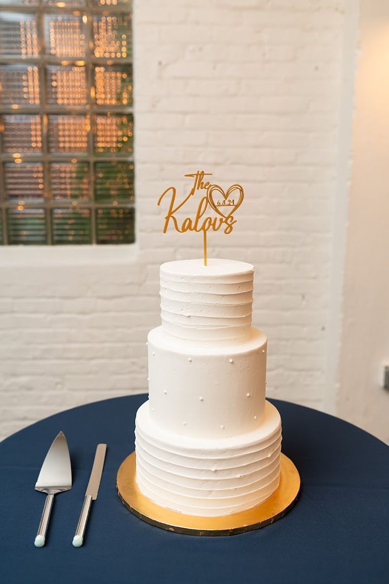 Wedding Cakes Without Worry