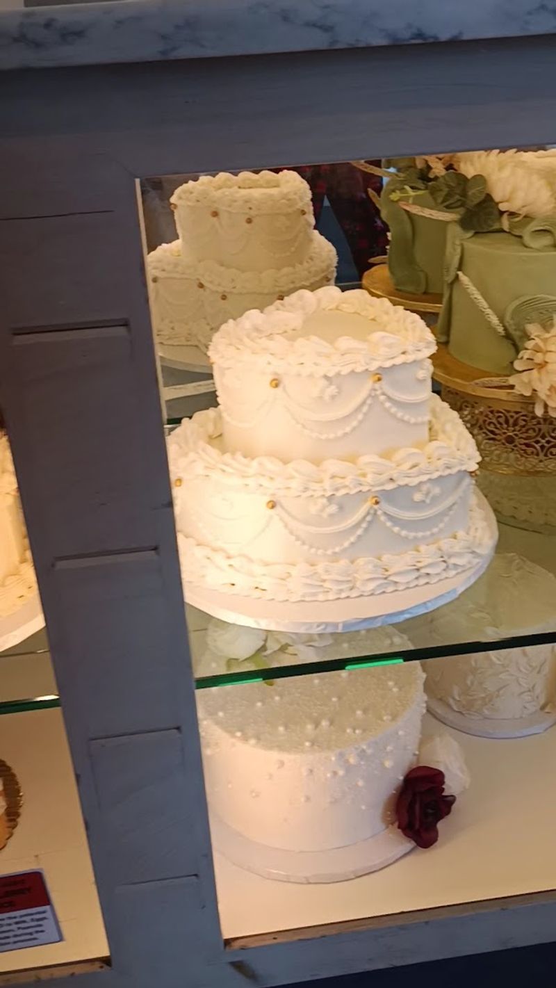 Wedding Dessert Tables That Guests Still Talk About Months Later Wedding Dessert Tables That Guests Still Talk About Months Later