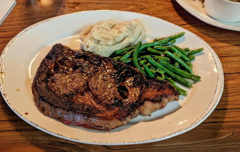 Generous Portions at Reasonable Prices Beat Overpriced Hotel Restaurants Every Time